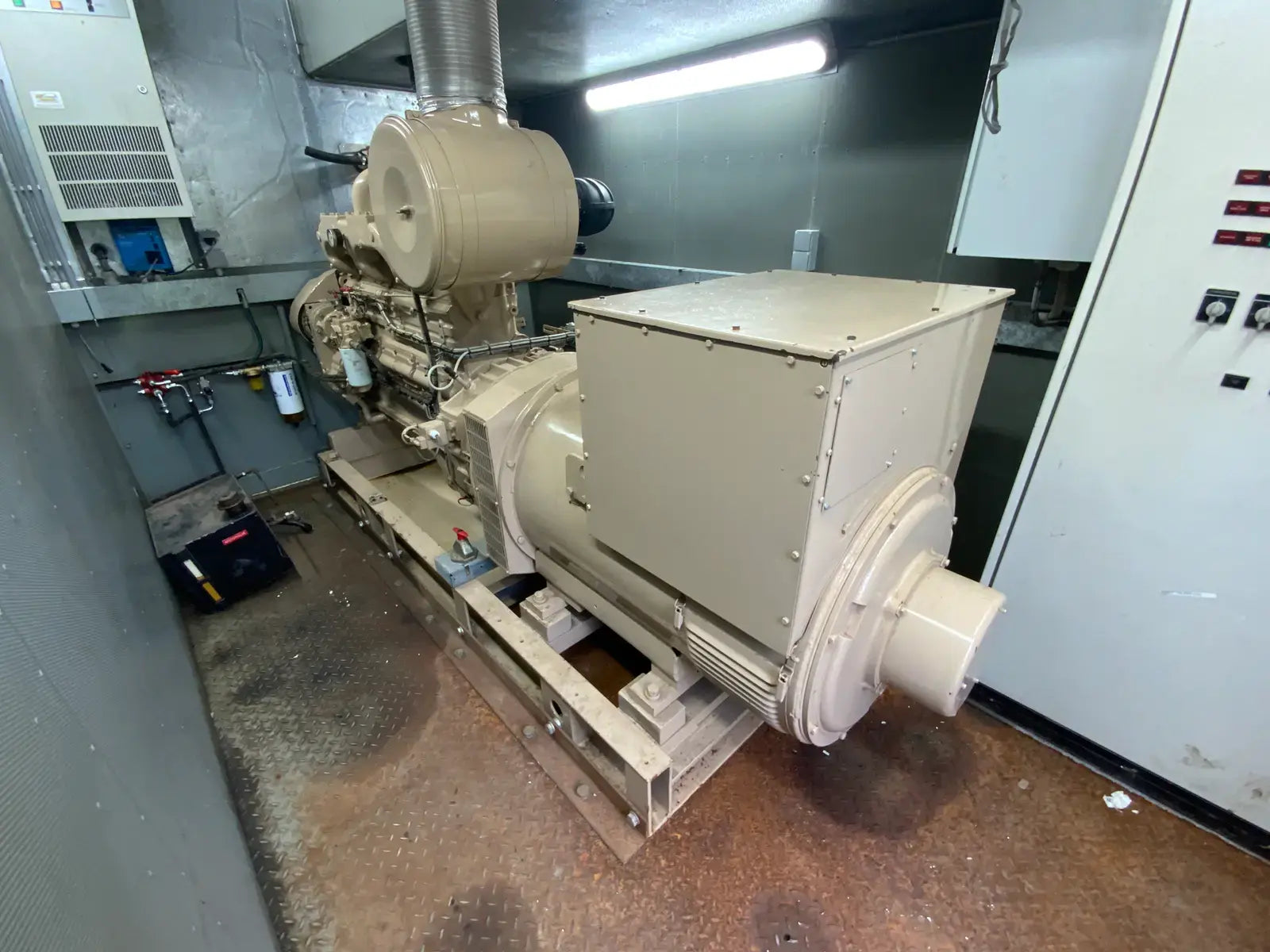 1991 Cummens Containerized Emergency Generator (Used) Watch the video