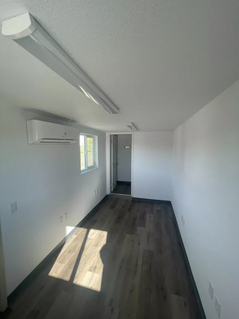 20 foot office in refurbished shipping container