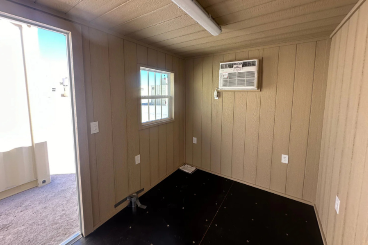 20ft Mobile Office Shipping Container with Storage (20STMOS)