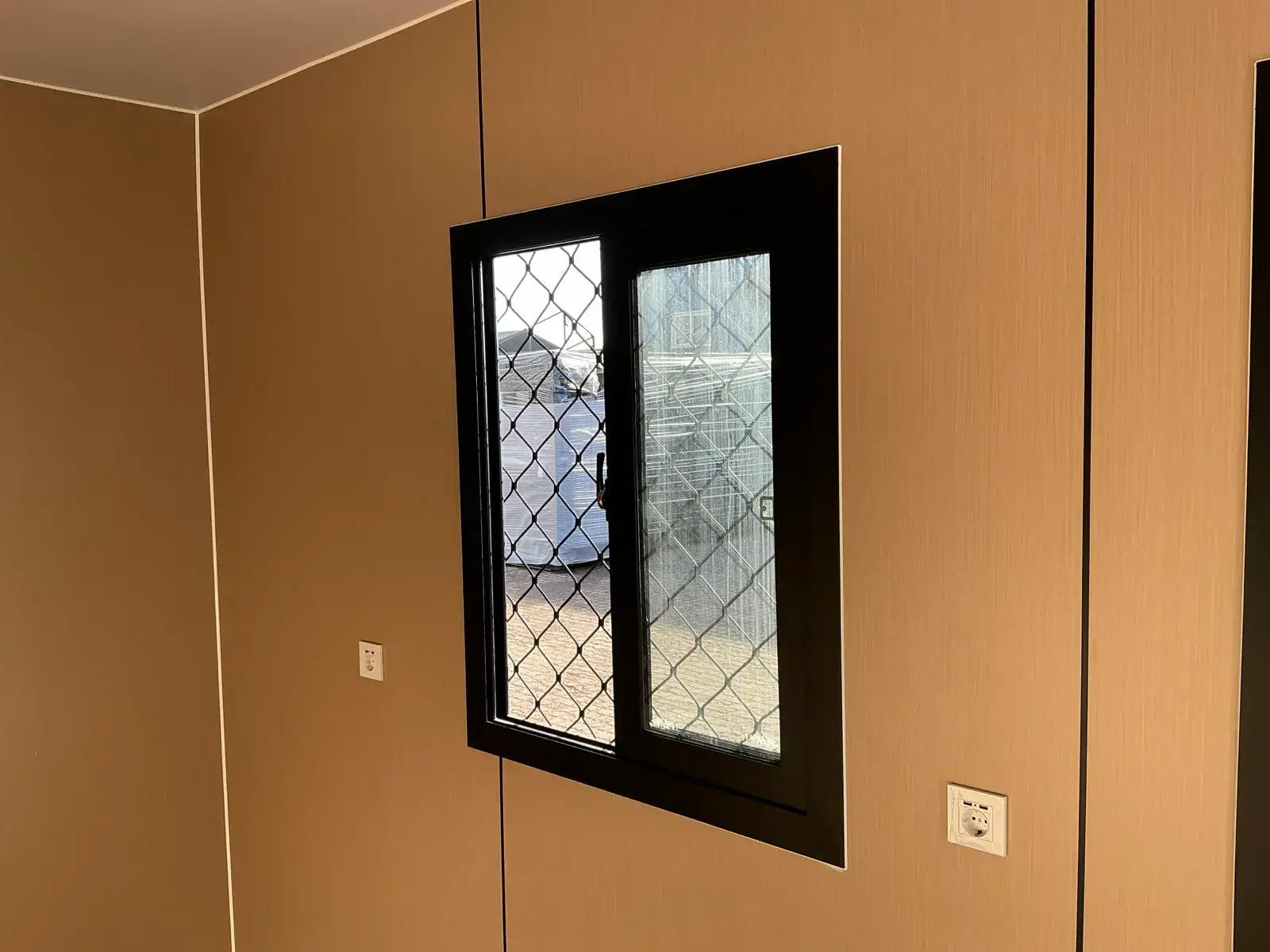Double container house (12 meters / 40 feet HQ)