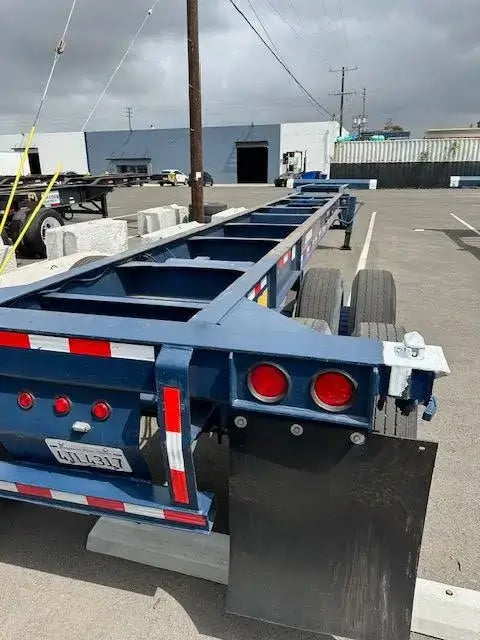 53′ Gooseneck Tandem-Axle Container Chassis