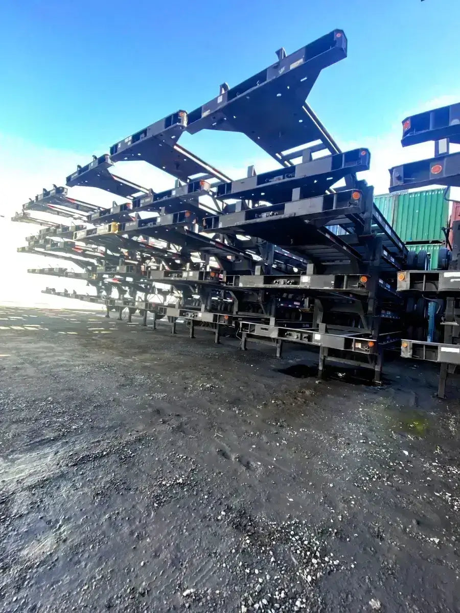 40′-45′ Gooseneck Extendable Chassis – Versatile Multi-Size Transport