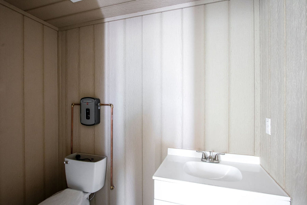 20ft Mobile Office Shipping Container with Bathroom (20STMOB)