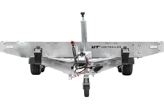 UNIPLAT 600 ALU two-axle aluminum platform recovery vehicle, 3500 kg GVWR, with loading ramps