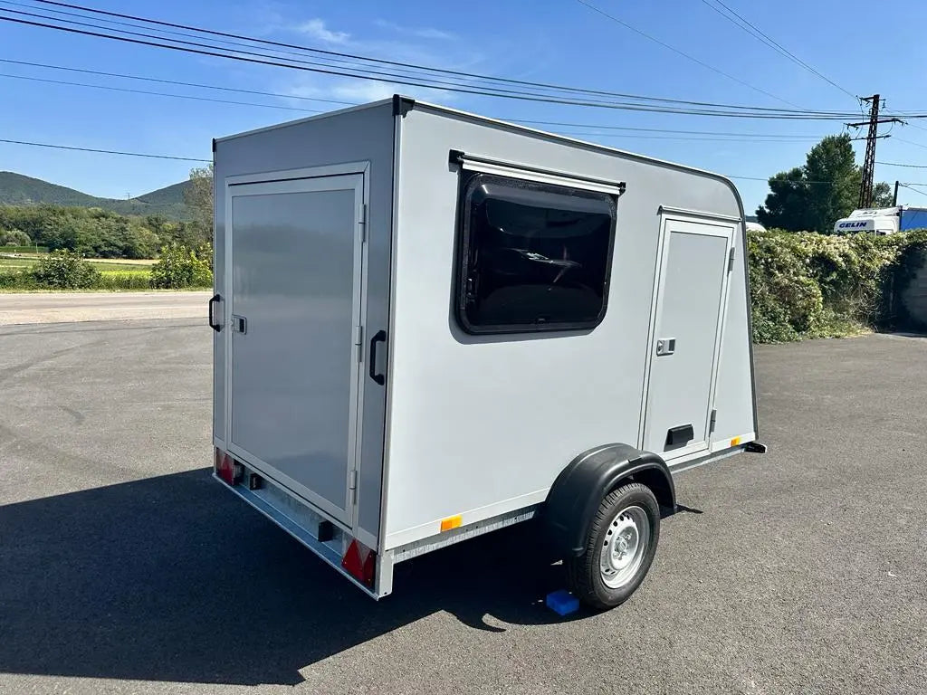 Mini Caravan B7526