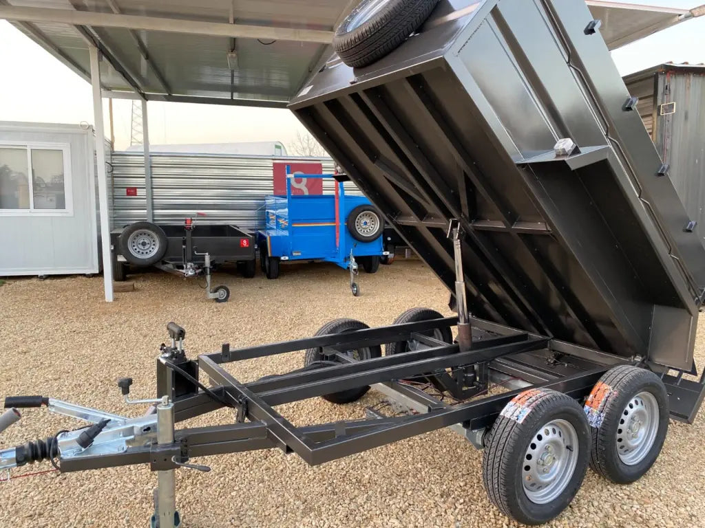 Hydraulic tipping trailer