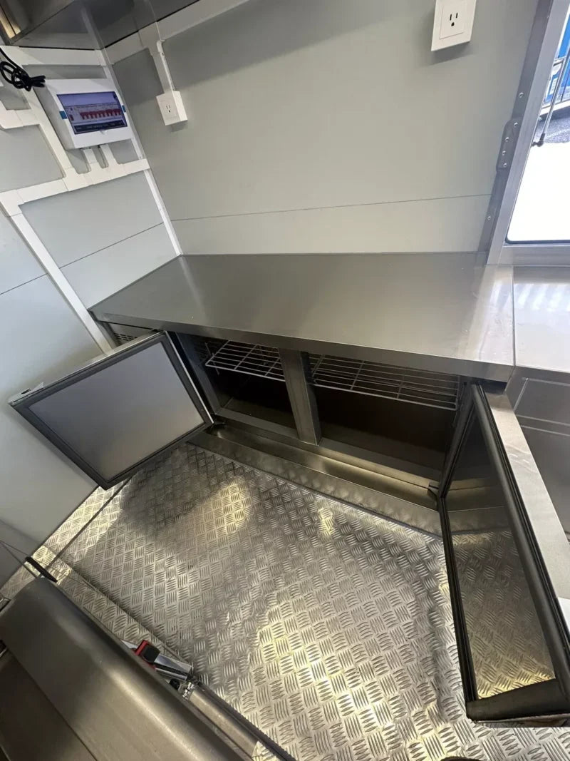 New 14ft fully equipped food trailer Ready to Make – in stock