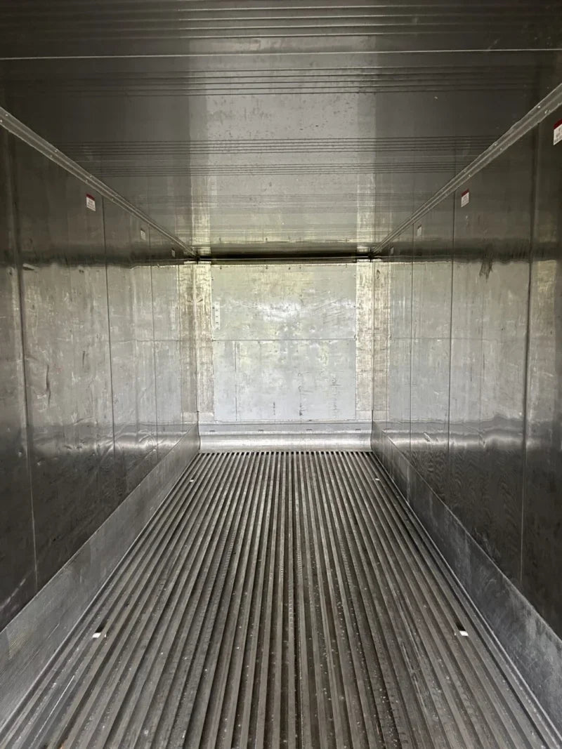 2009 40′ High Cube Refrigerated Storage Container – CCR18757