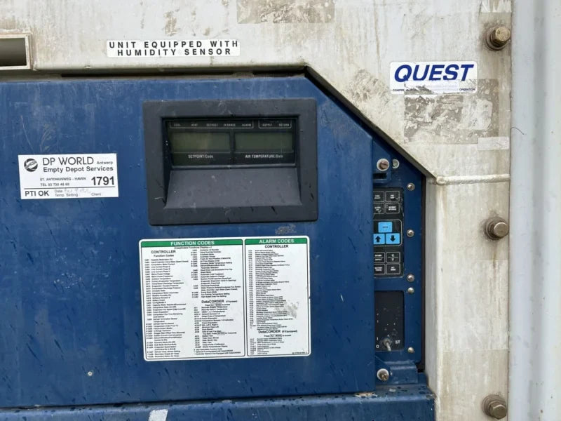 2009 40′ High Cube Refrigerated Storage Container – CCR18757